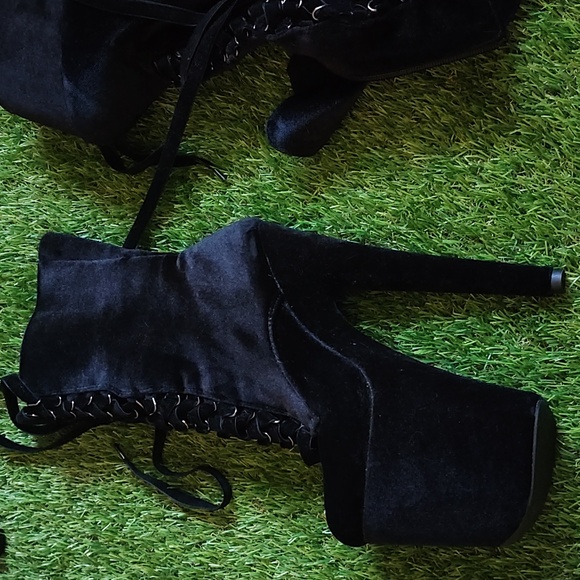 Velvet Babydoll Pleaser Boots - Picture 6 of 15